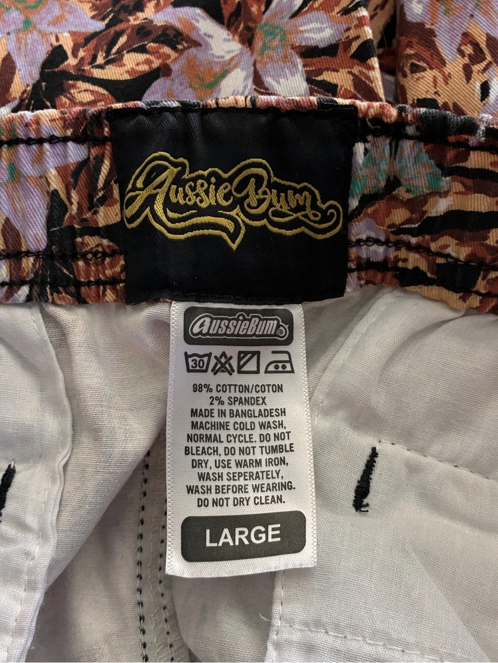 AussieBum Tropical Leaf & Floral Shorts - Size Large